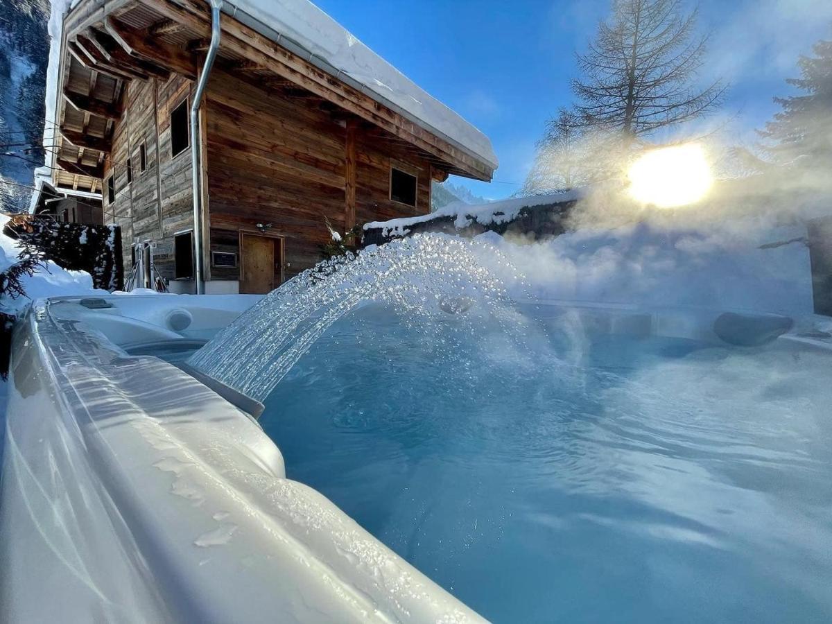 Chalet Le Petit Nicolas, Jacuzzi, Vue Mont Blanc Chamonix Zewnętrze zdjęcie