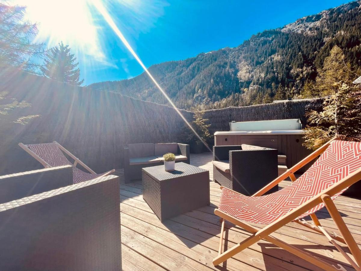 Chalet Le Petit Nicolas, Jacuzzi, Vue Mont Blanc Chamonix Zewnętrze zdjęcie