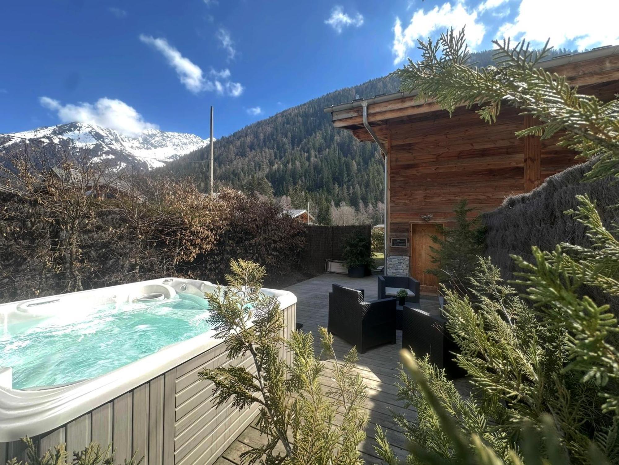 Chalet Le Petit Nicolas, Jacuzzi, Vue Mont Blanc Chamonix Zewnętrze zdjęcie